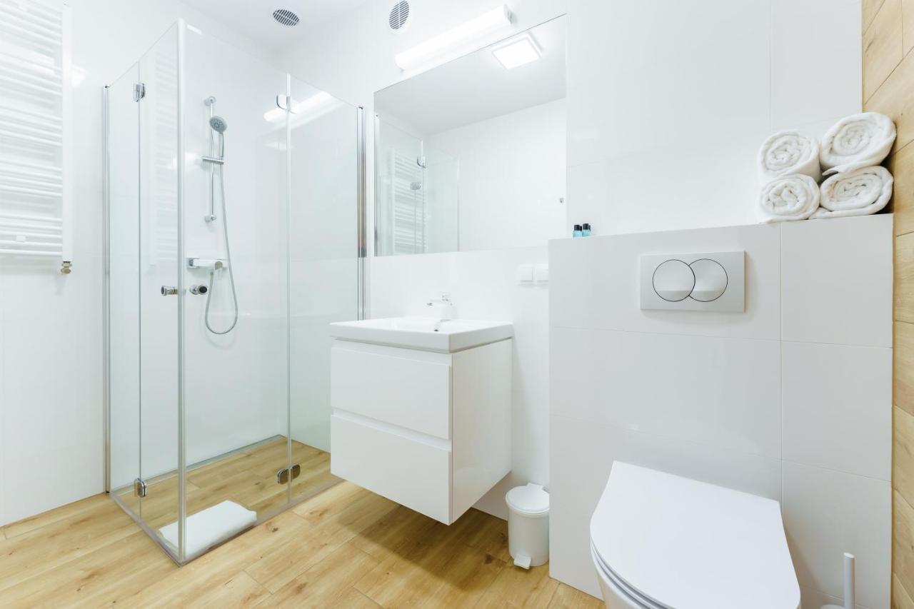 Apartament Morski Navigator By Holidaysun Колобжег Экстерьер фото